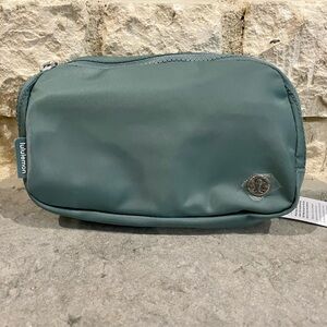 Lululemon Everywhere Belt Bag 1L Tidewater Teal